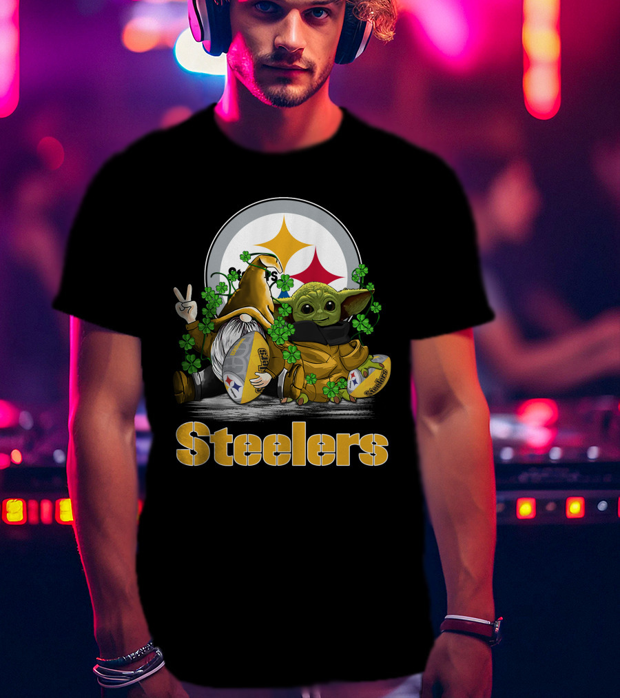 Steelers Shamrock Gnome And Green Alien Football T-Shirt