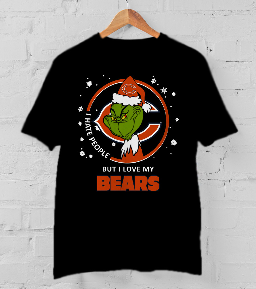I Hate People But I Love My Chicago Bears Grinch Santa Snowflakes T-Shirt