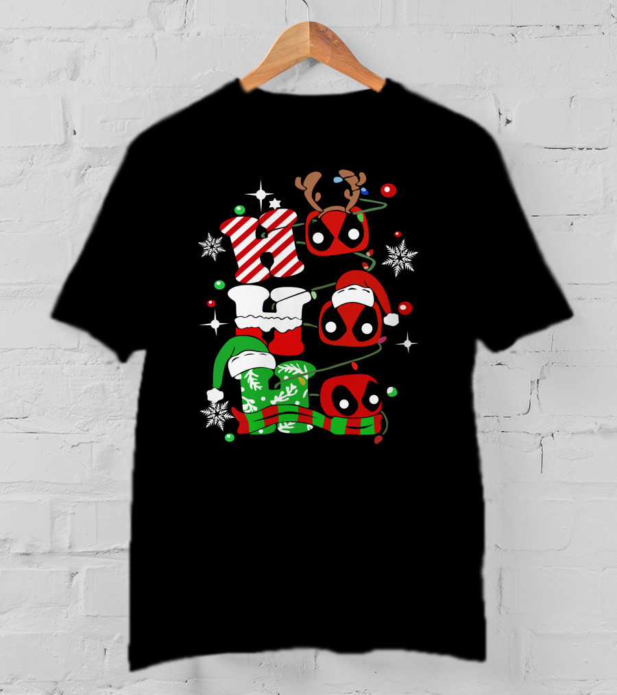 Deadpool Ho Ho Ho Christmas Reindeer Antlers Santa Hat Snowflakes T-Shirt