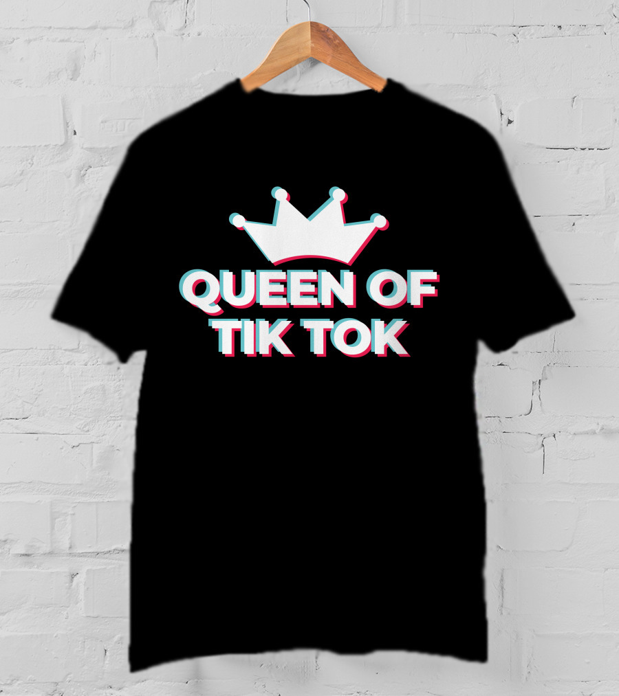 QUEEN OF TIKTOK Crown Text Three-Dimensional Look T-Shirt