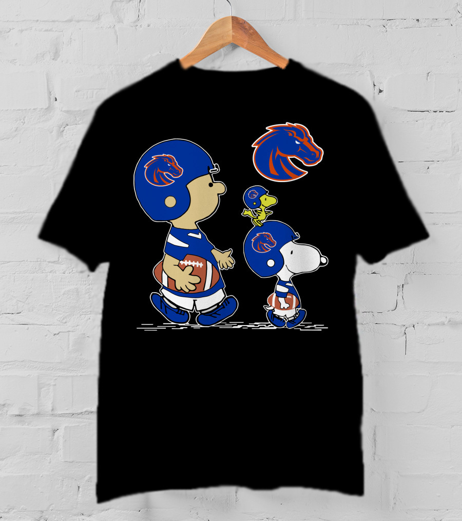 Boise State Broncos Charlie Brown And Snoopy Football Team Spirit T-Shirt