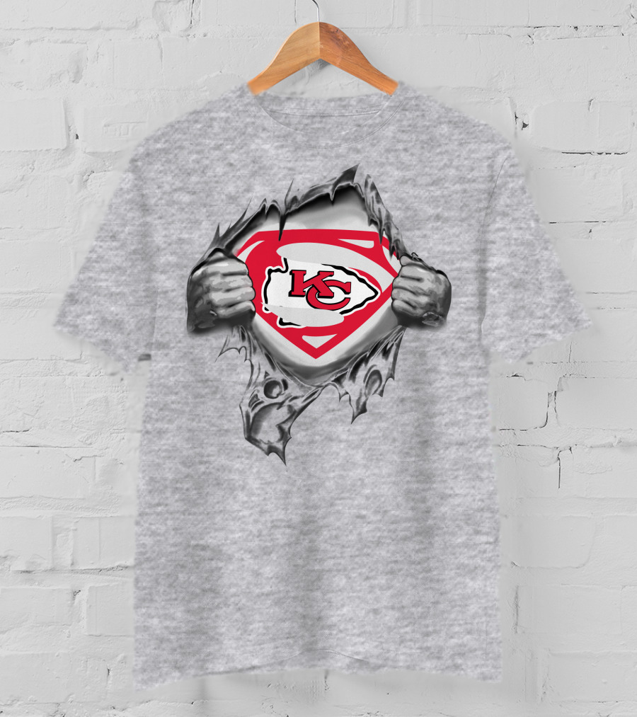 Kansas City Chiefs Superman Logo Shield Tear T-Shirt