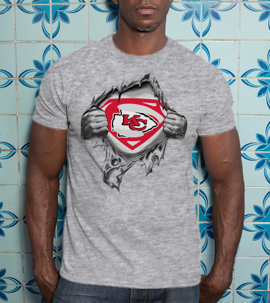 Kansas City Chiefs Superman Logo Shield Tear T-Shirt