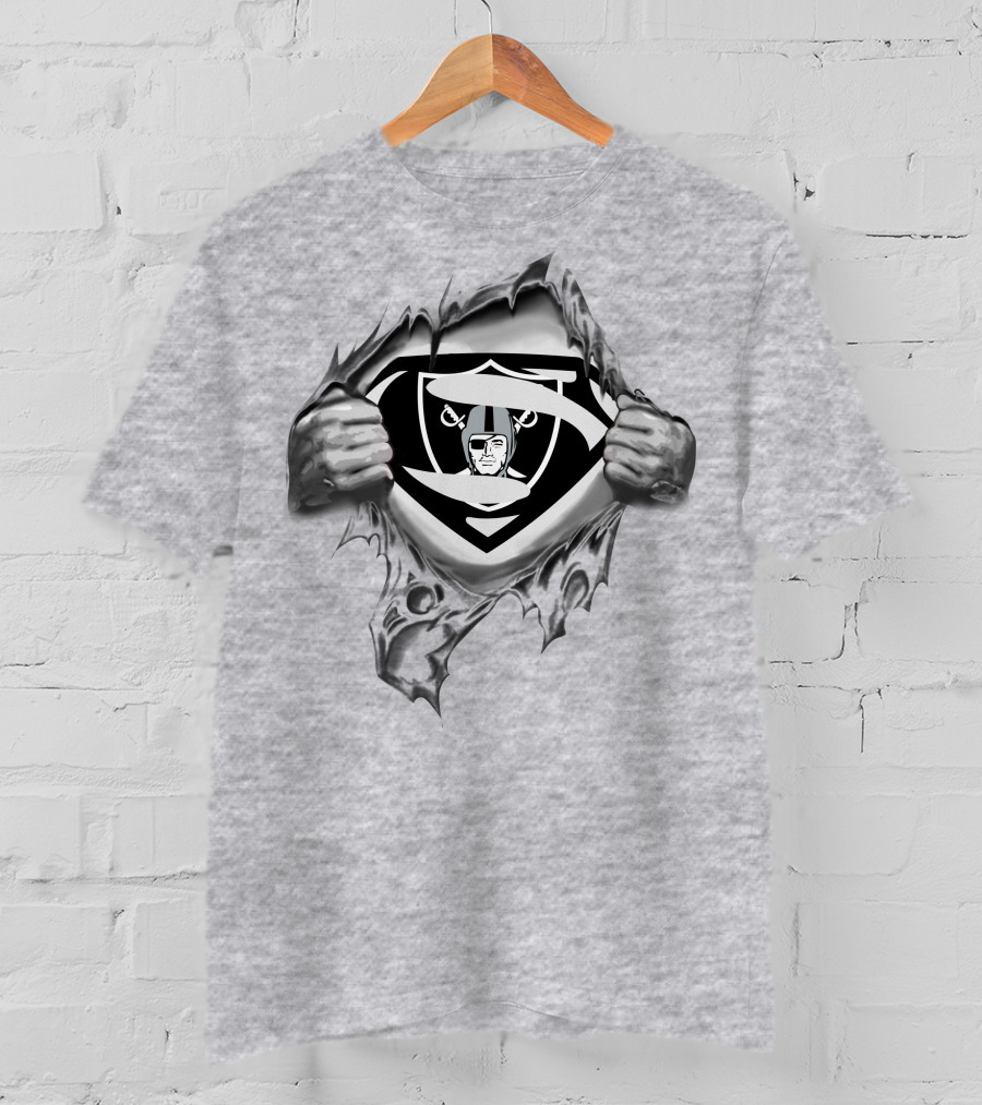 Oakland Raiders Superman Logo Shield Burst T-Shirt