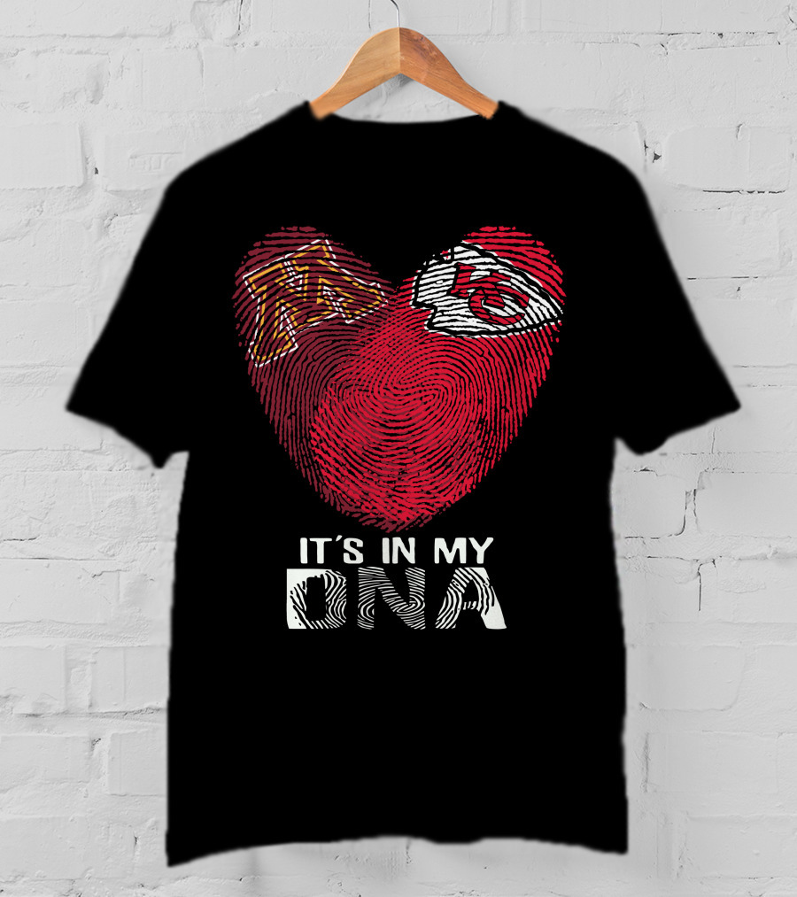 Minnesota Golden Gophers And Chiefs It's In My Dna Fingerprint Heart T-Shirt
