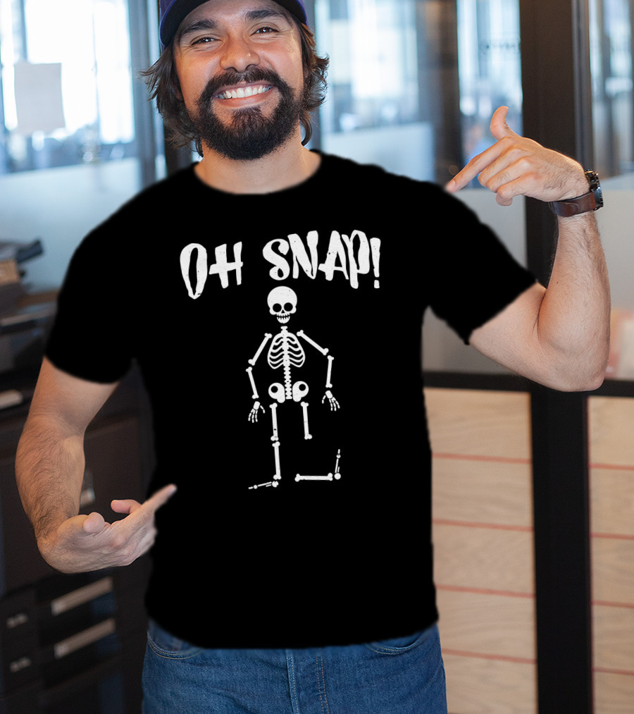 Oh Snap Funny Halloween Skeleton Style With Missing Leg T-Shirt