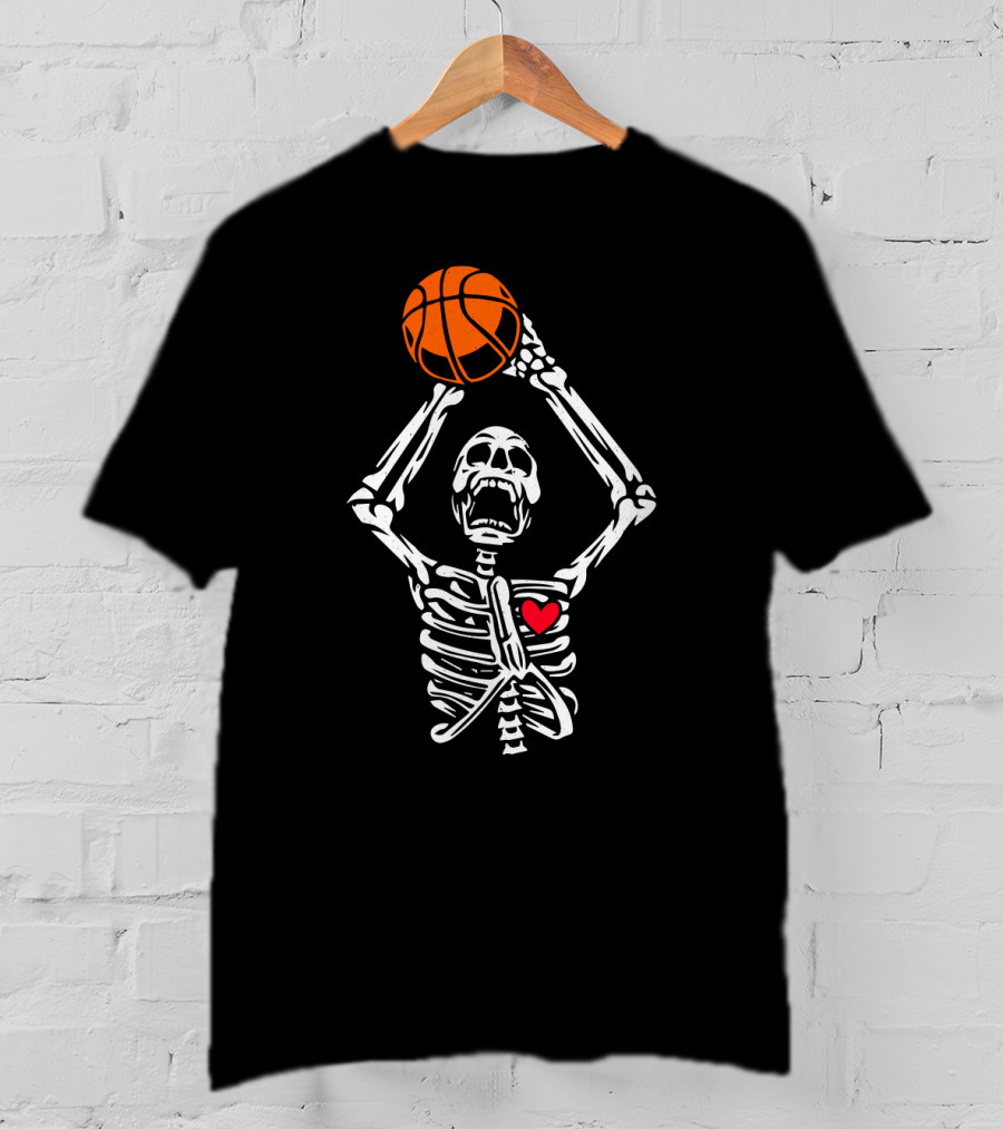 Funny Basketball Skeleton With Heart And Basketball T-Shirt