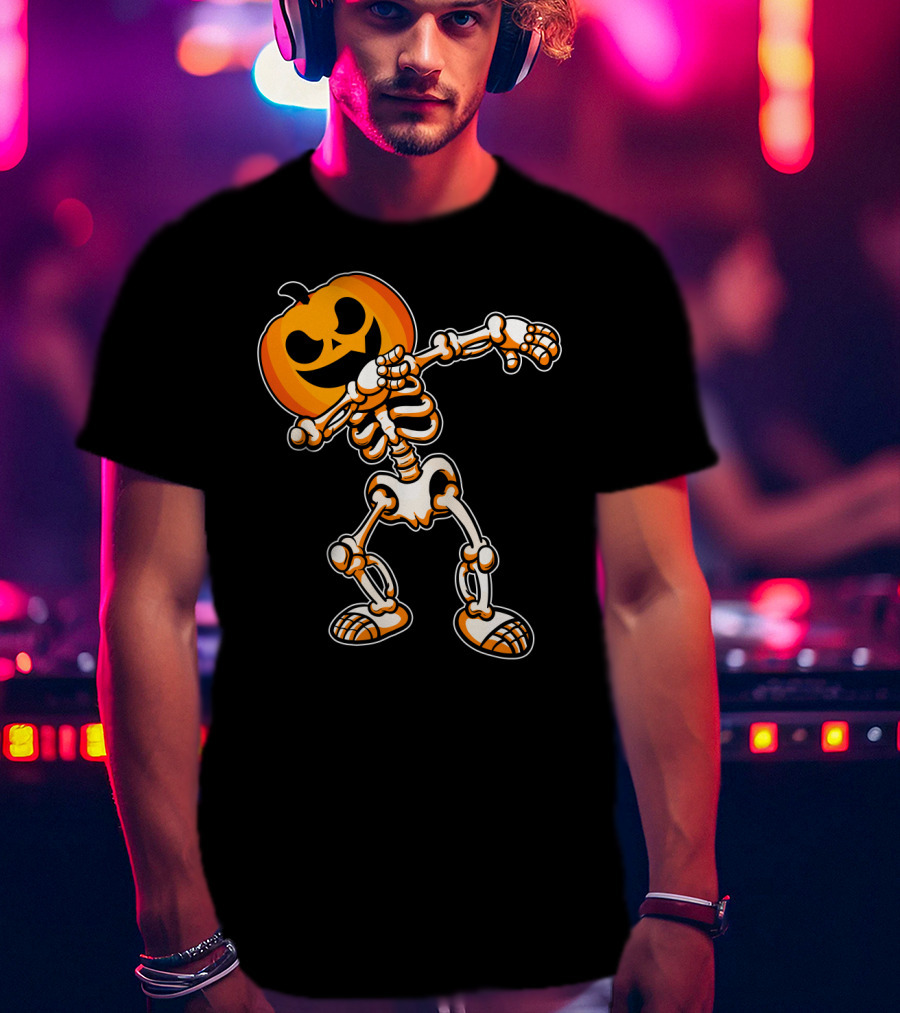 Dabbing Skeleton With Pumpkin Head Halloween Humor T-Shirt