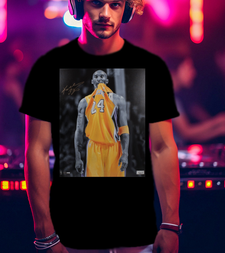 Kobe Bryant Mamba Mentality Lakers Basketball Icon 24 Signature T-Shirt