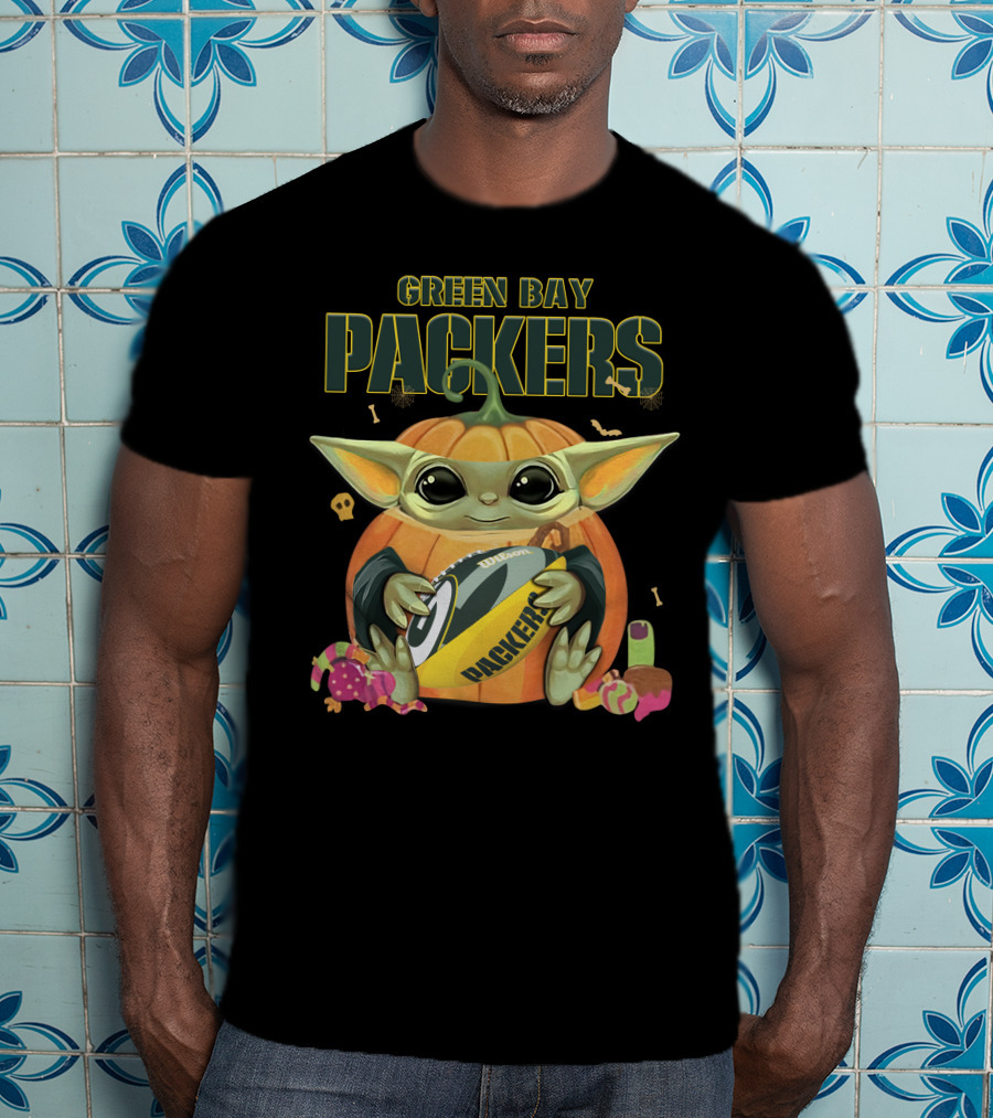 Green Bay Packers Halloween Baby Yoda Football T-Shirt