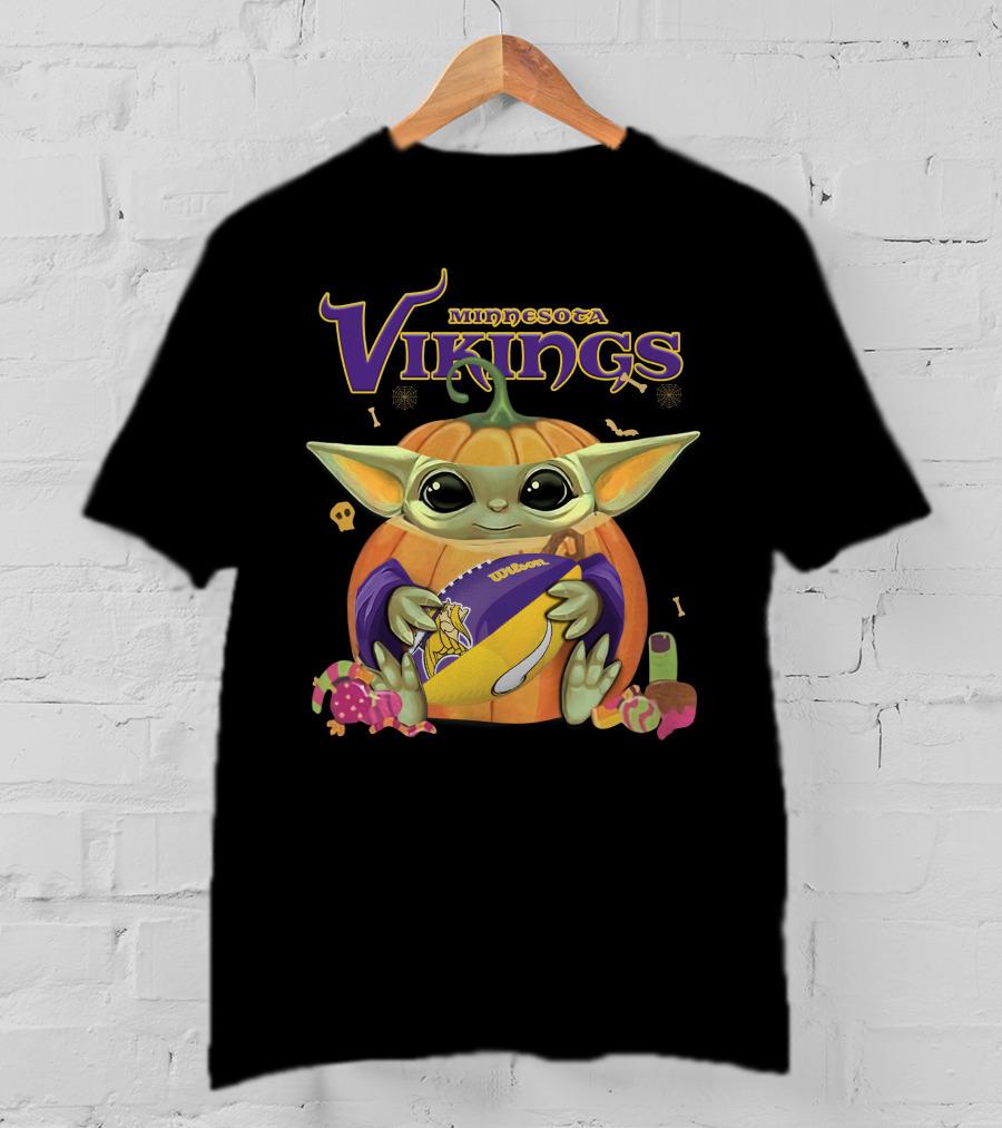 Yoda Minnesota Vikings Halloween Football Pumpkin T-Shirt