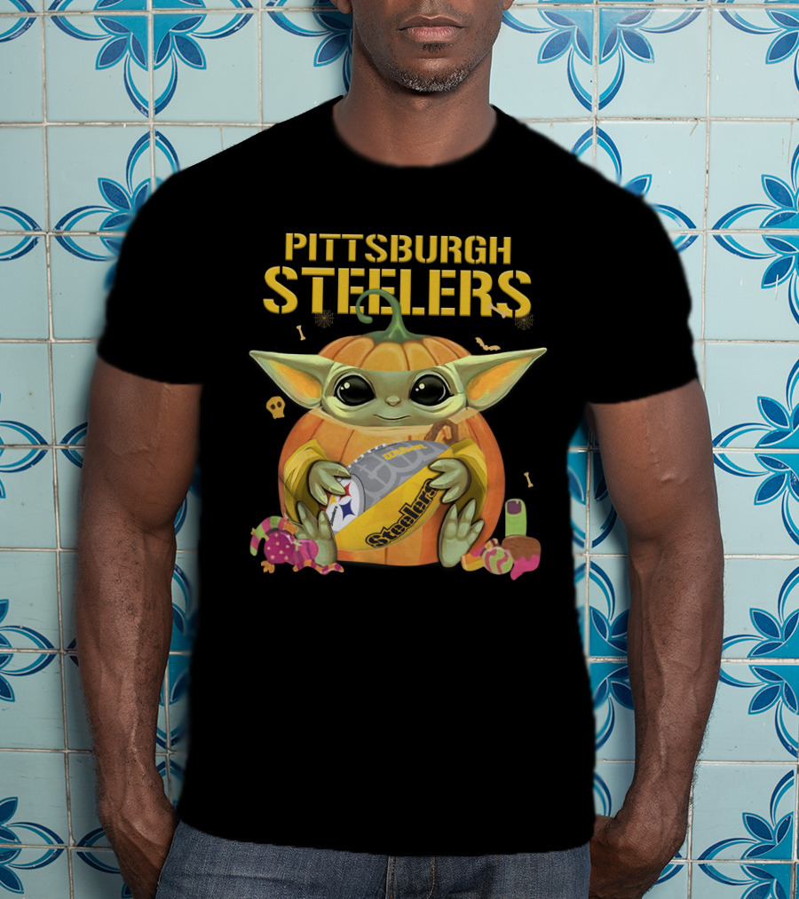 Pittsburgh Steelers Yoda Football Pumpkin Halloween Candy T-Shirt