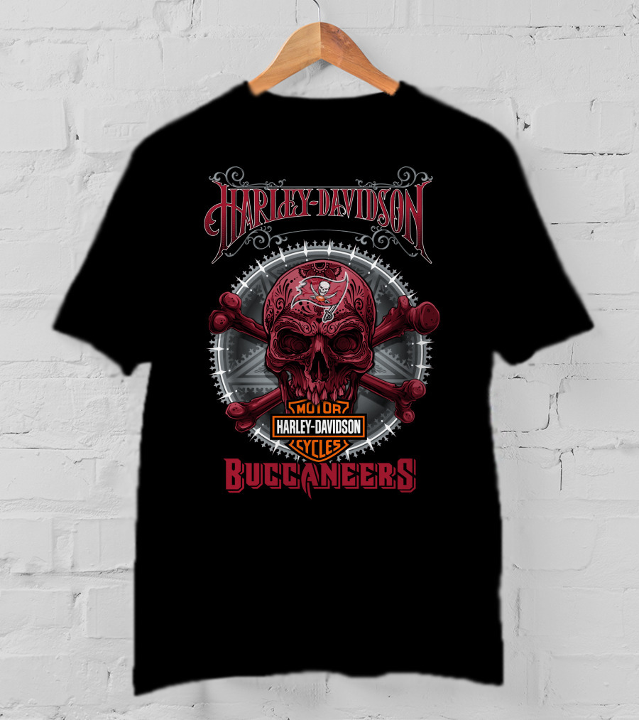 Harley Davidson Buccaneers Skull And Crossbones Motif T-Shirt