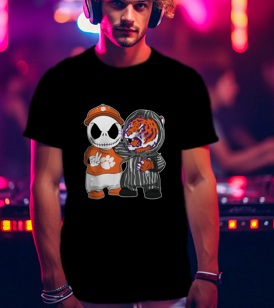 Jack Skellington Clemson Tigers Fan With Tiger Mascot Hugging T-Shirt