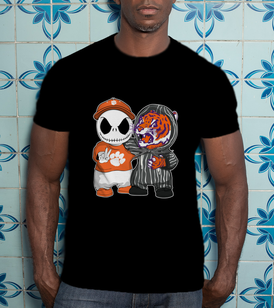 Jack Skellington Clemson Tigers Fan With Tiger Mascot Hugging T-Shirt
