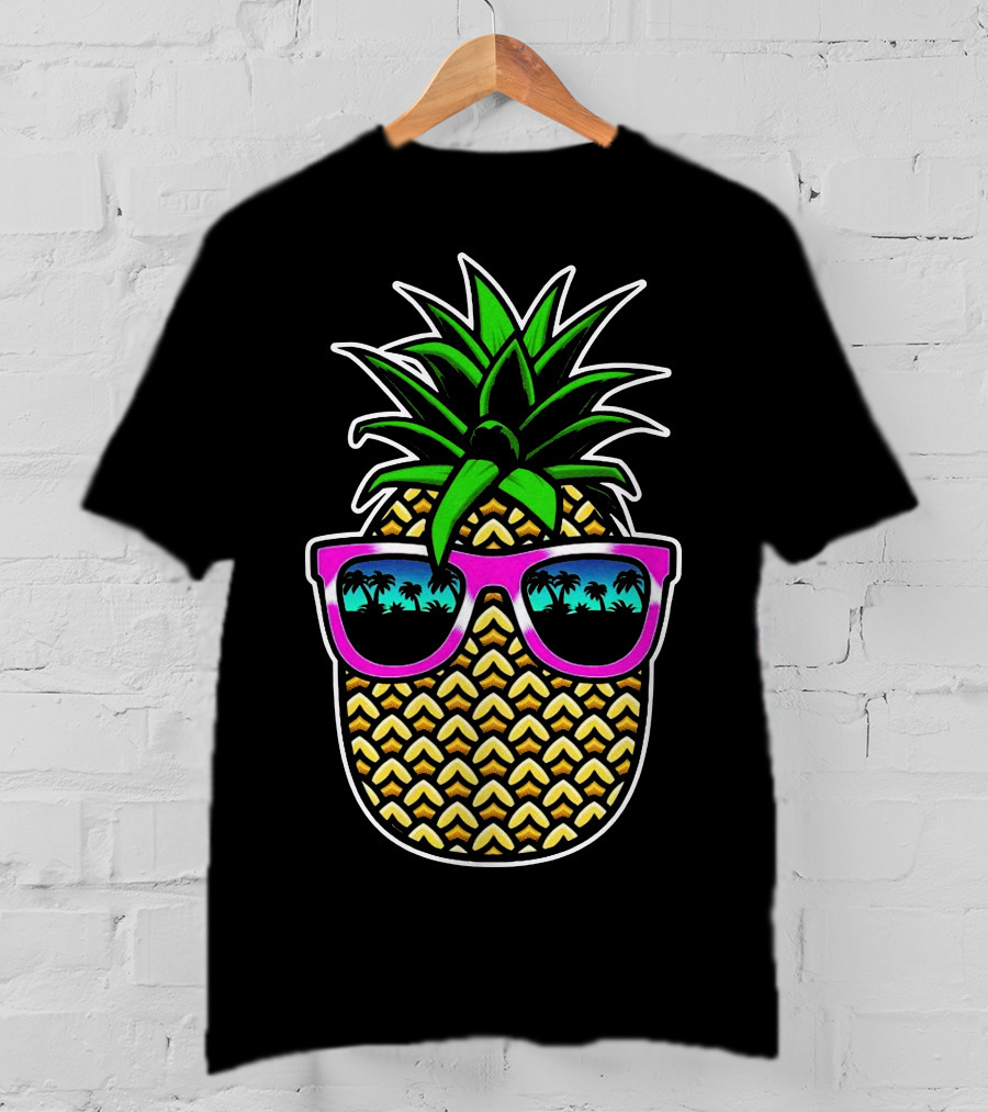 Pineapple Cool Retro Sunglasses Paradise Palm Trees T-Shirt