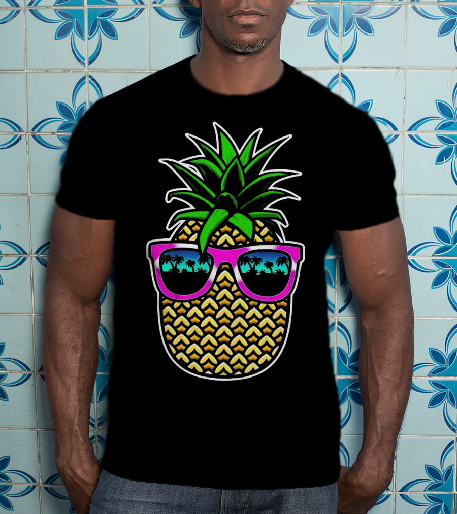 Pineapple Cool Retro Sunglasses Paradise Palm Trees T-Shirt