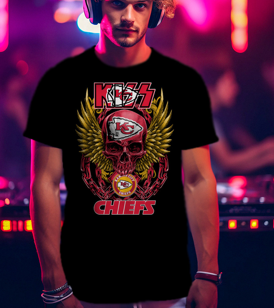 KISS Kansas City Chiefs Winged Skull And Chains T-Shirt