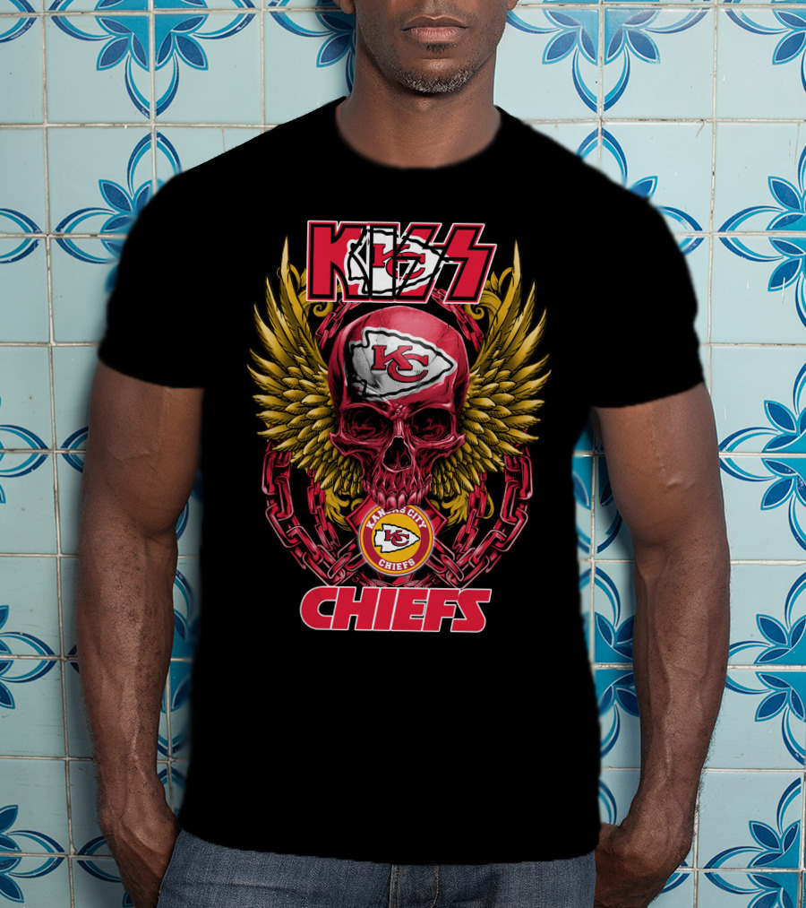 KISS Kansas City Chiefs Winged Skull And Chains T-Shirt
