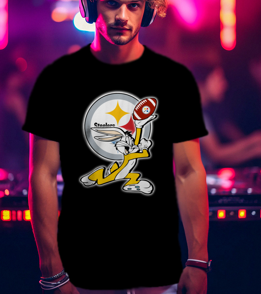 Pittsburgh Steelers Bugs Bunny Football T-Shirt