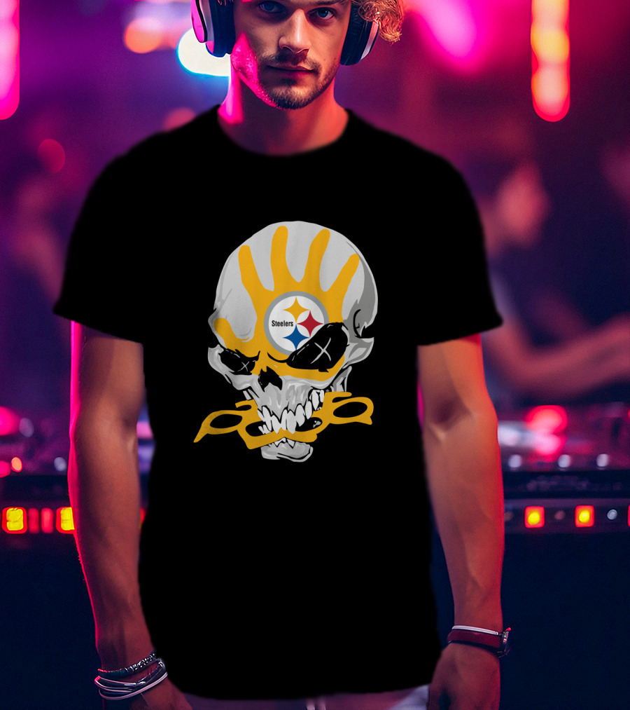 Pittsburgh Steelers Skull With Logo And Brass Knuckles T-Shirt