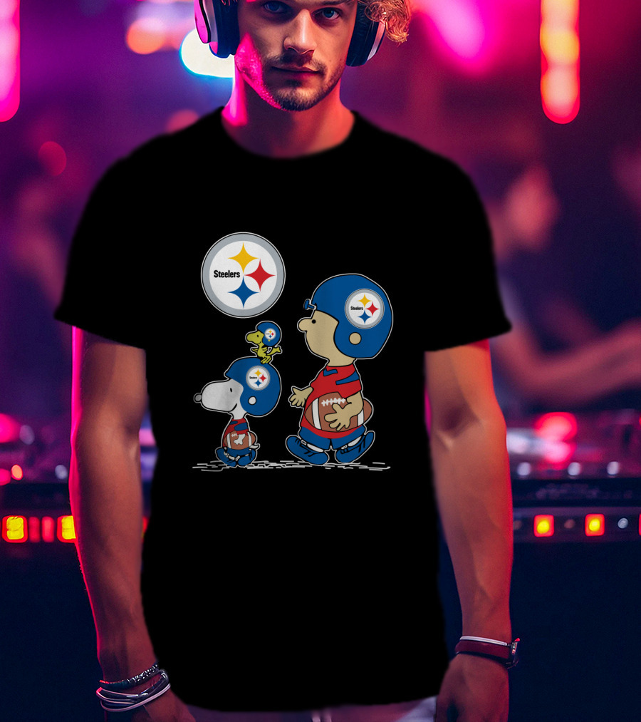 Pittsburgh Steelers Helmet Characters Football Woodstock T-Shirt