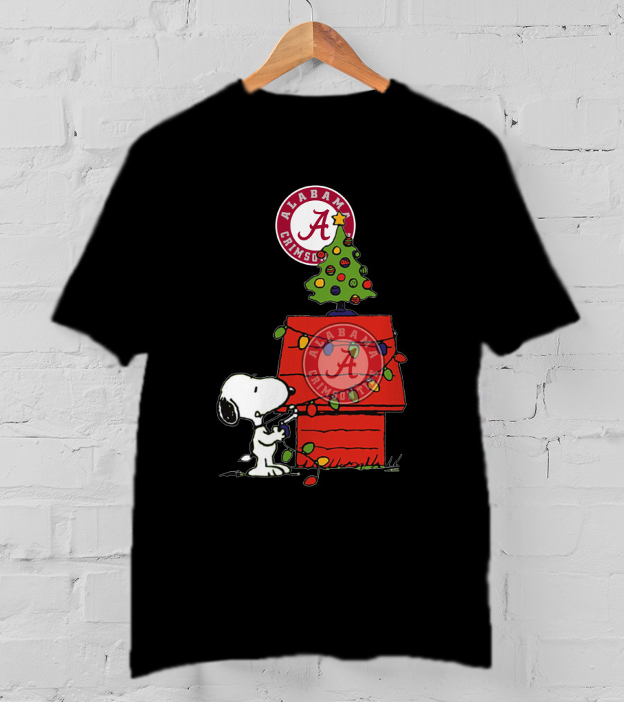 Alabama Crimson Tide Snoopy Christmas Tree T-Shirt