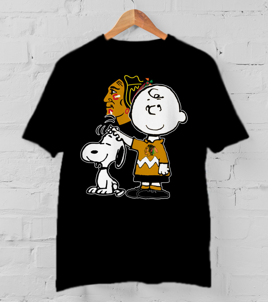 Chicago Blackhawks Charlie Brown And Snoopy T-Shirt