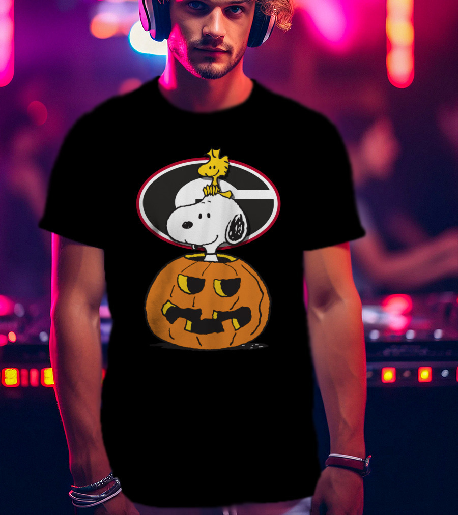 Georgia Bulldogs Football Halloween Snoopy And Woodstock T-Shirt