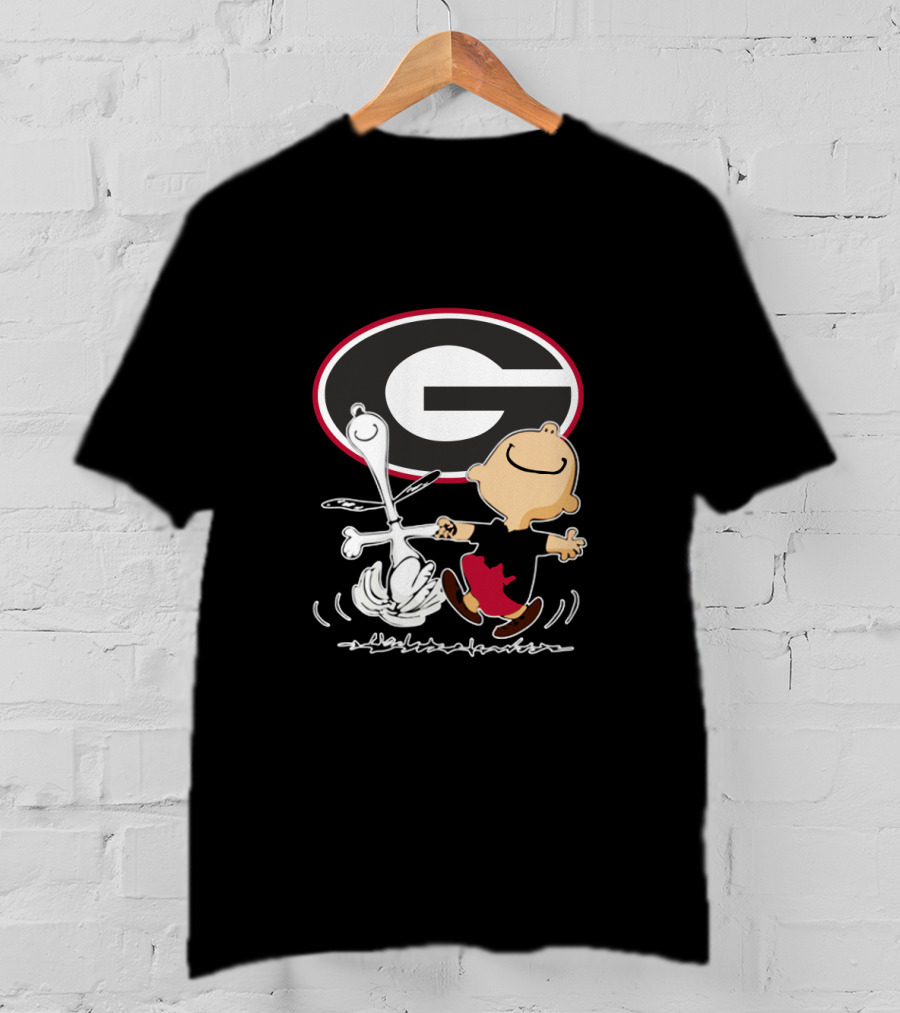 Georgia Bulldogs Football Peanuts Characters Dancing T-Shirt