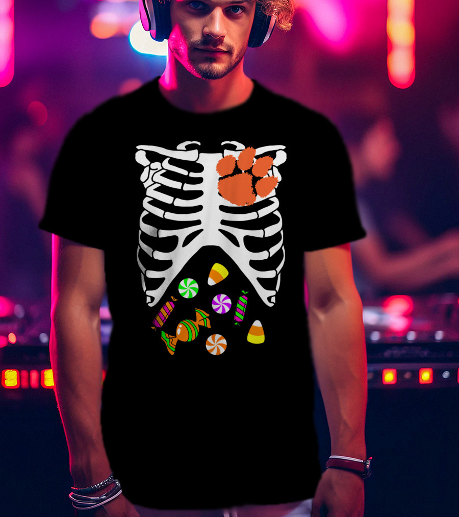 Clemson Tigers Halloween Candy Skeleton Paw Print T-Shirt