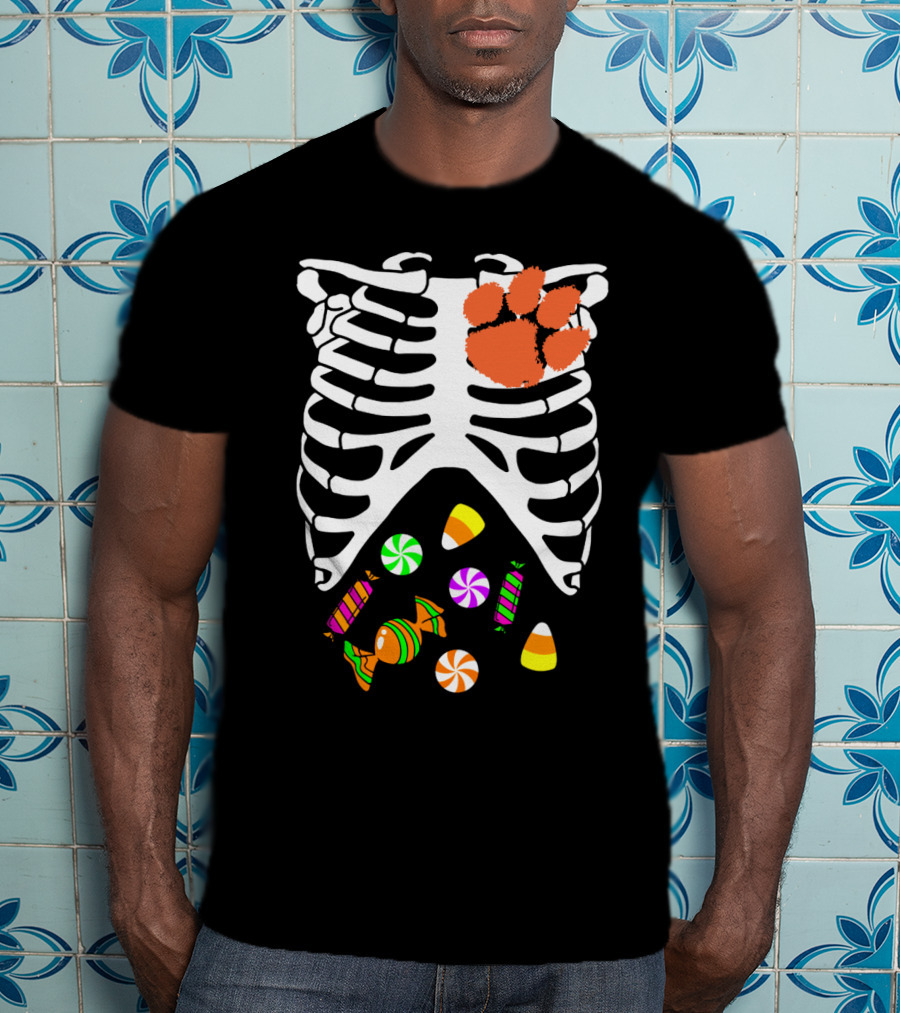 Clemson Tigers Halloween Candy Skeleton Paw Print T-Shirt