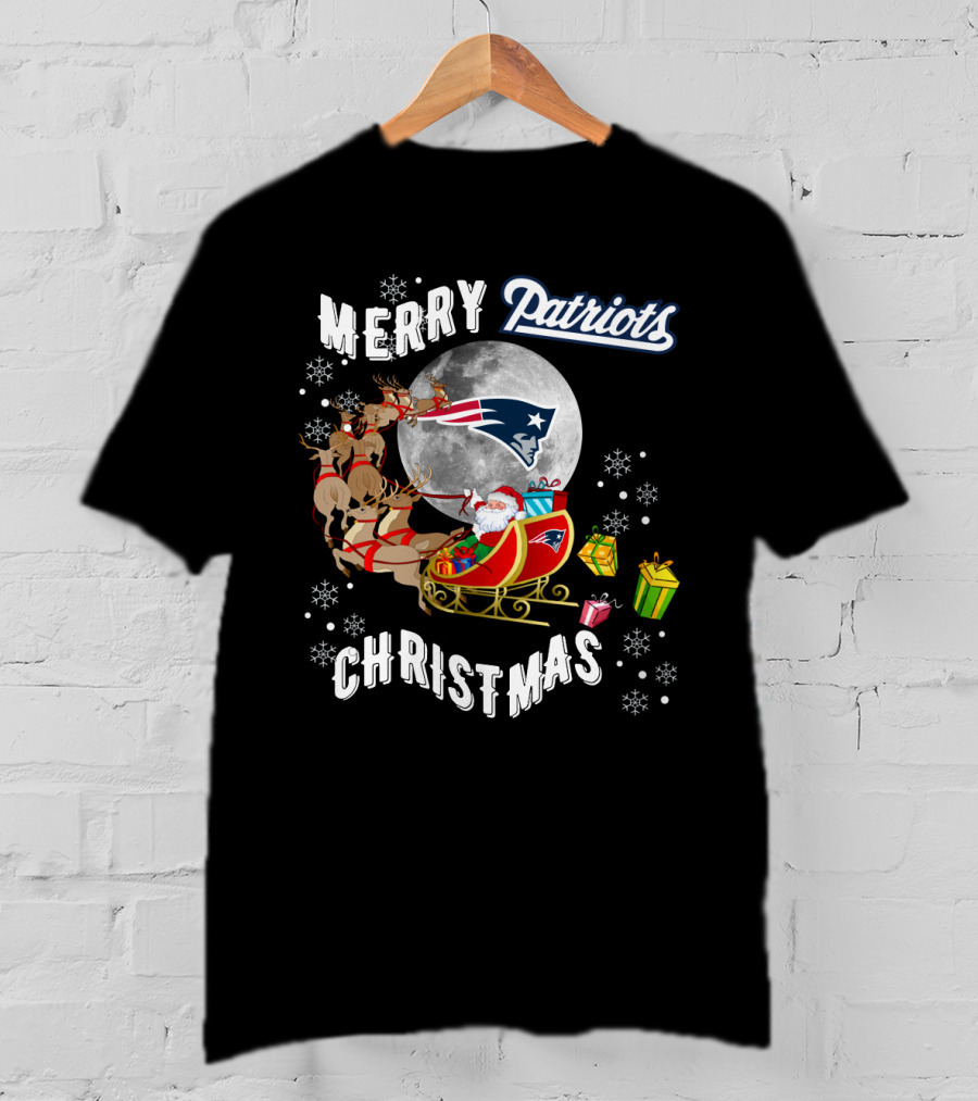 Merry Patriots Christmas New England Patriots Moon Reindeer Santa T-Shirt