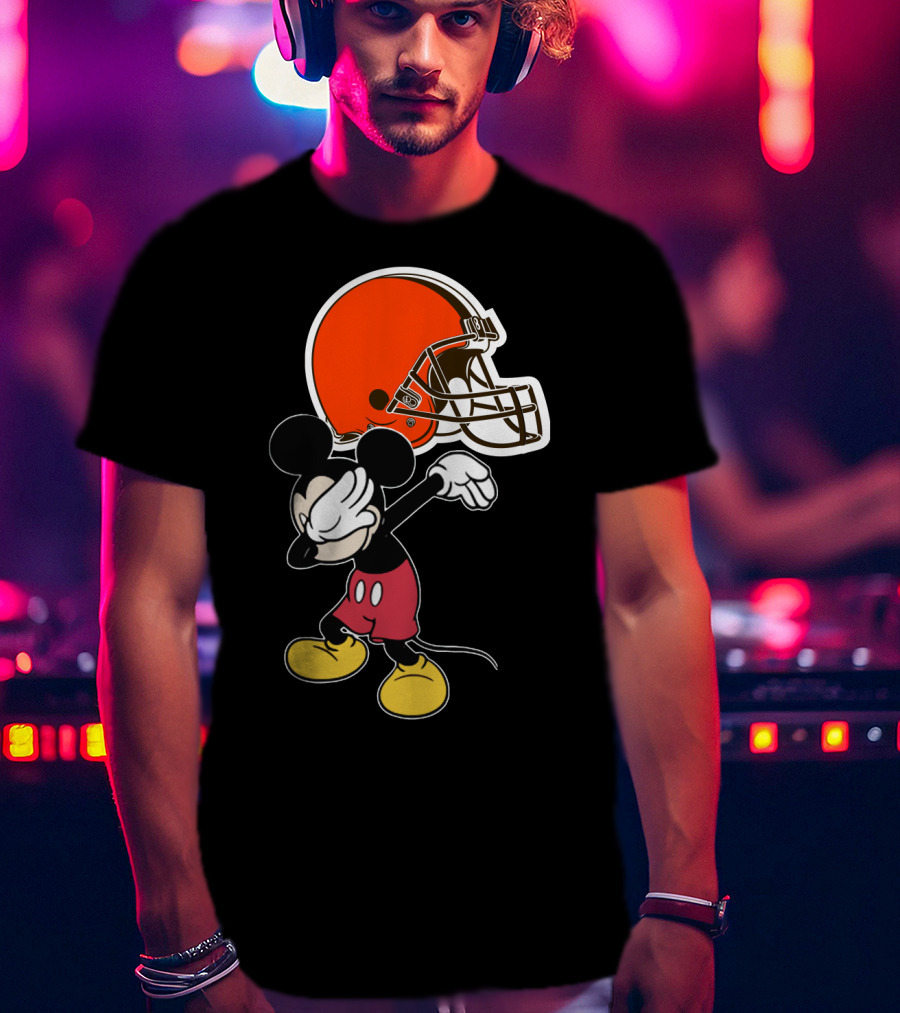 Cleveland Browns Iconic Character Dab With Helmet T-Shirt