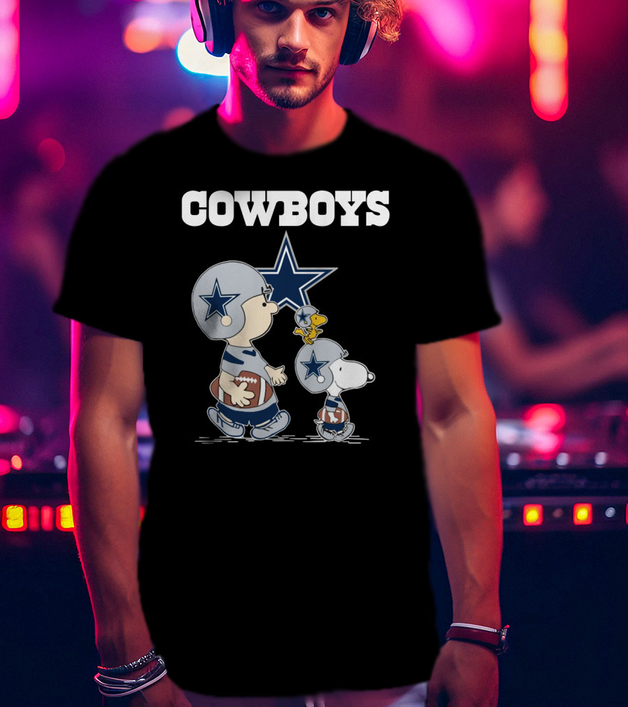 Cowboys Peanuts Characters With Dallas Star Logo Football Helmets T-Shirt