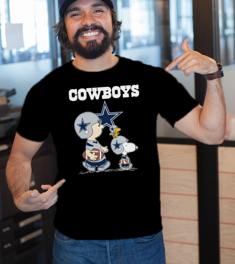 Cowboys Peanuts Characters With Dallas Star Logo Football Helmets T-Shirt