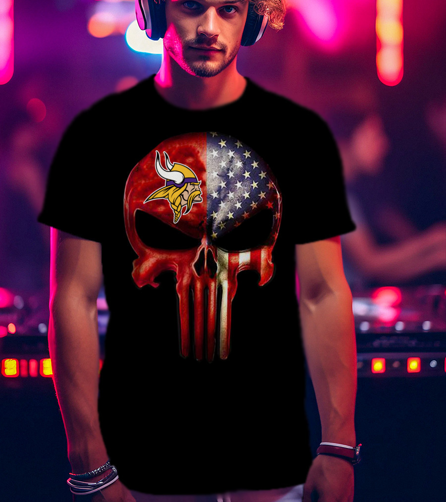 Vikings Skull American Flag Minnesota Fan T-Shirt