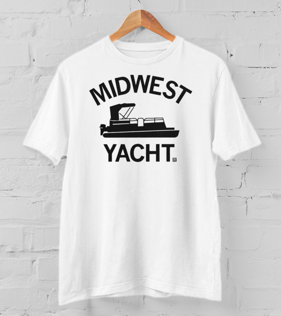 MIDWEST YACHT Pontoon Boat Raygun T-Shirt