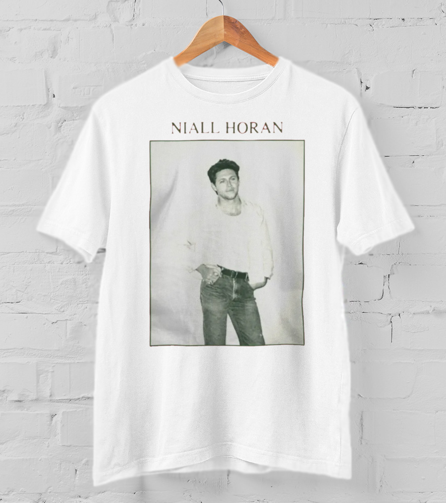 Niall Horan Black And White Vintage Style Photo T-Shirt