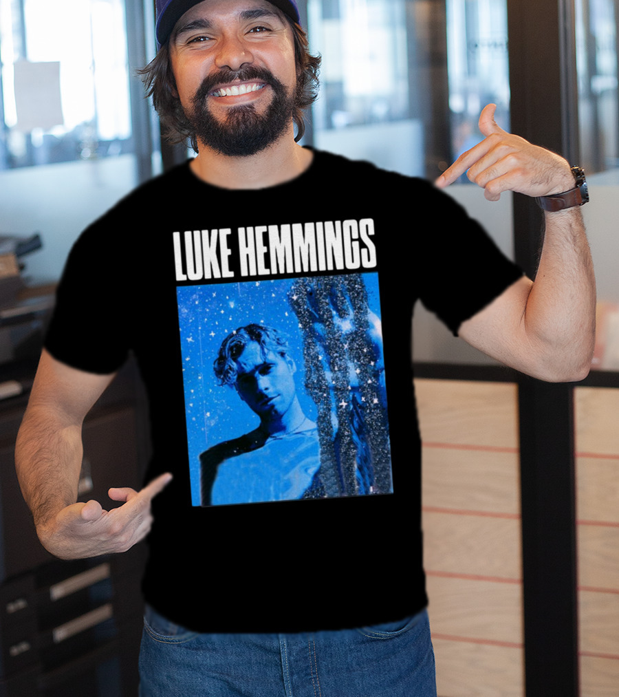 Luke Hemmings Live At The Fonda June 08 Blue Starry Night Aesthetic T-Shirt