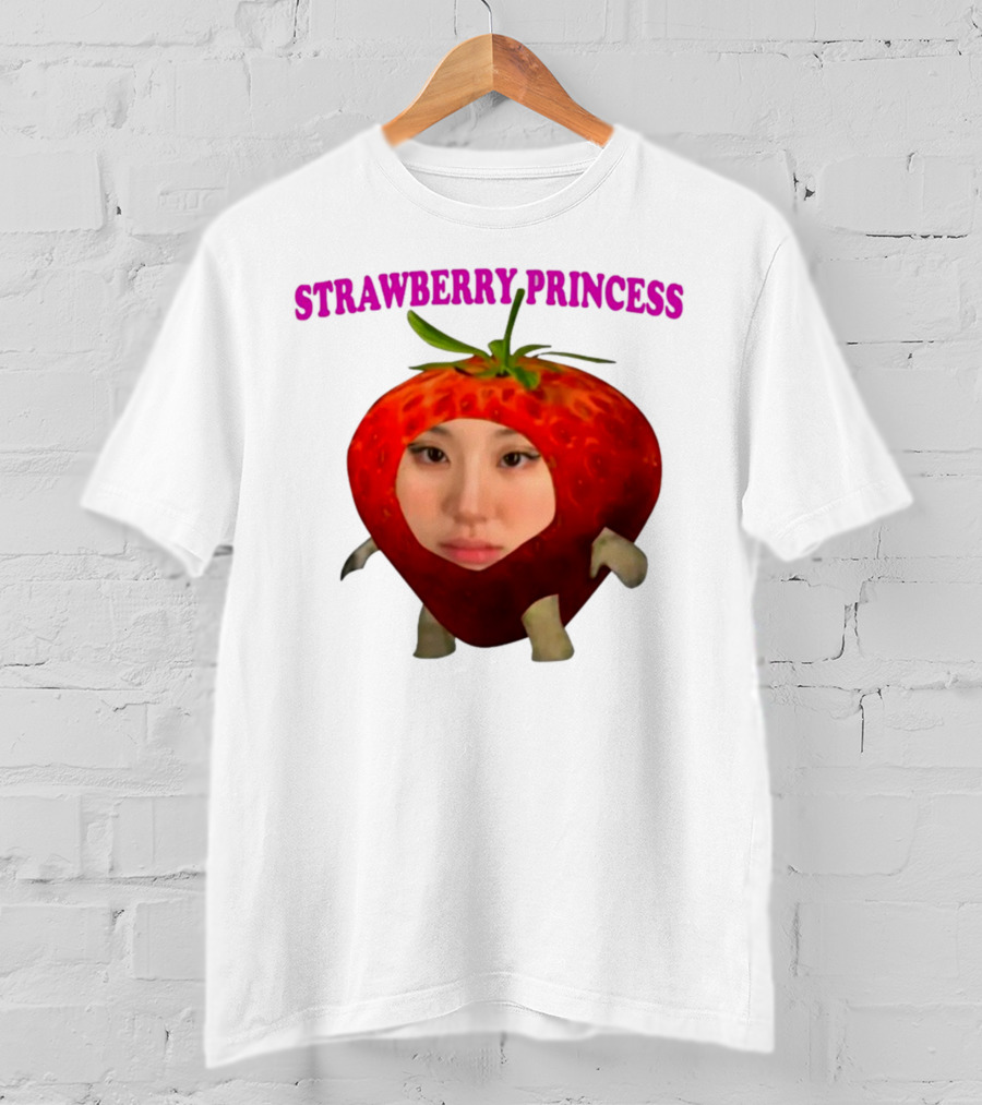 Chaeyoung Strawberry Princess In A Strawberry Costume T-Shirt