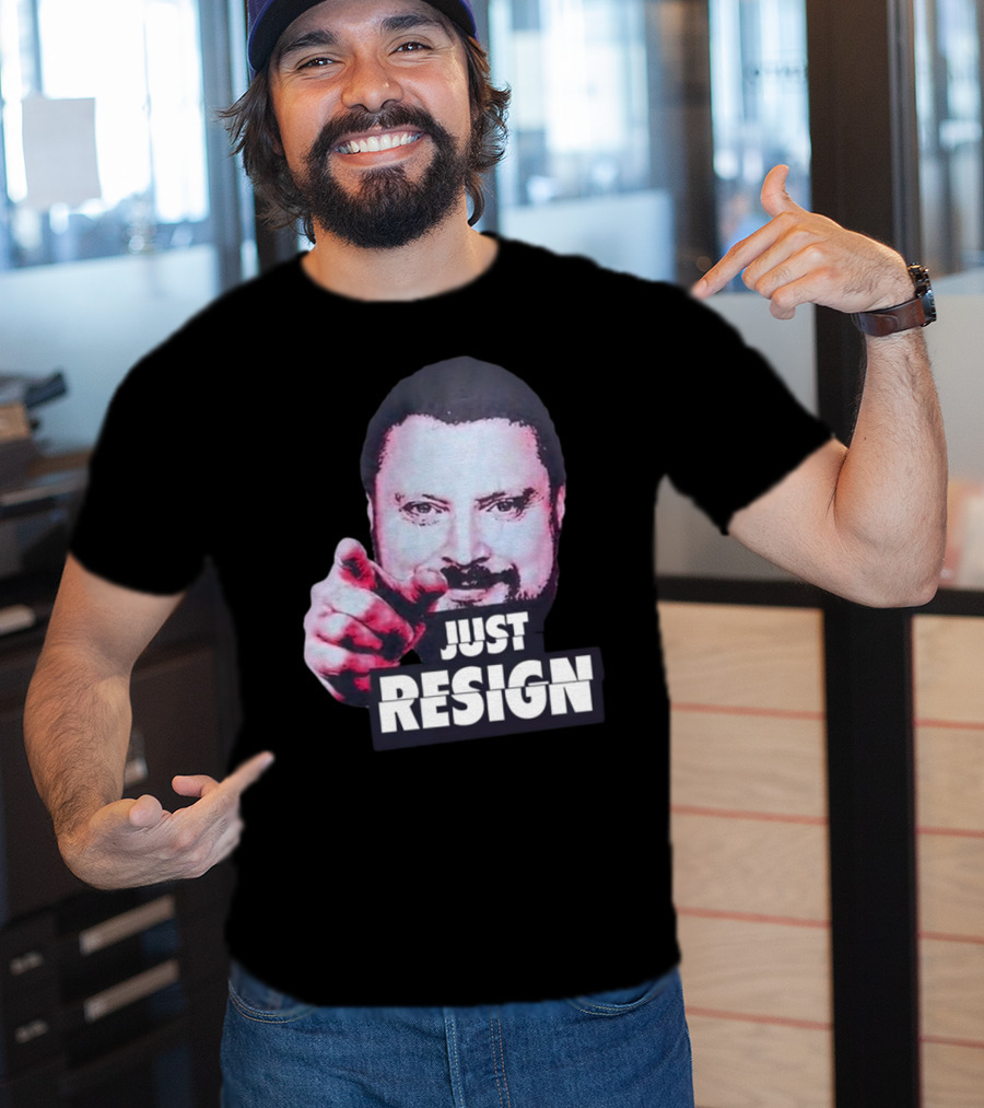 Simon Williams Just Resign Pointing Meme T-Shirt