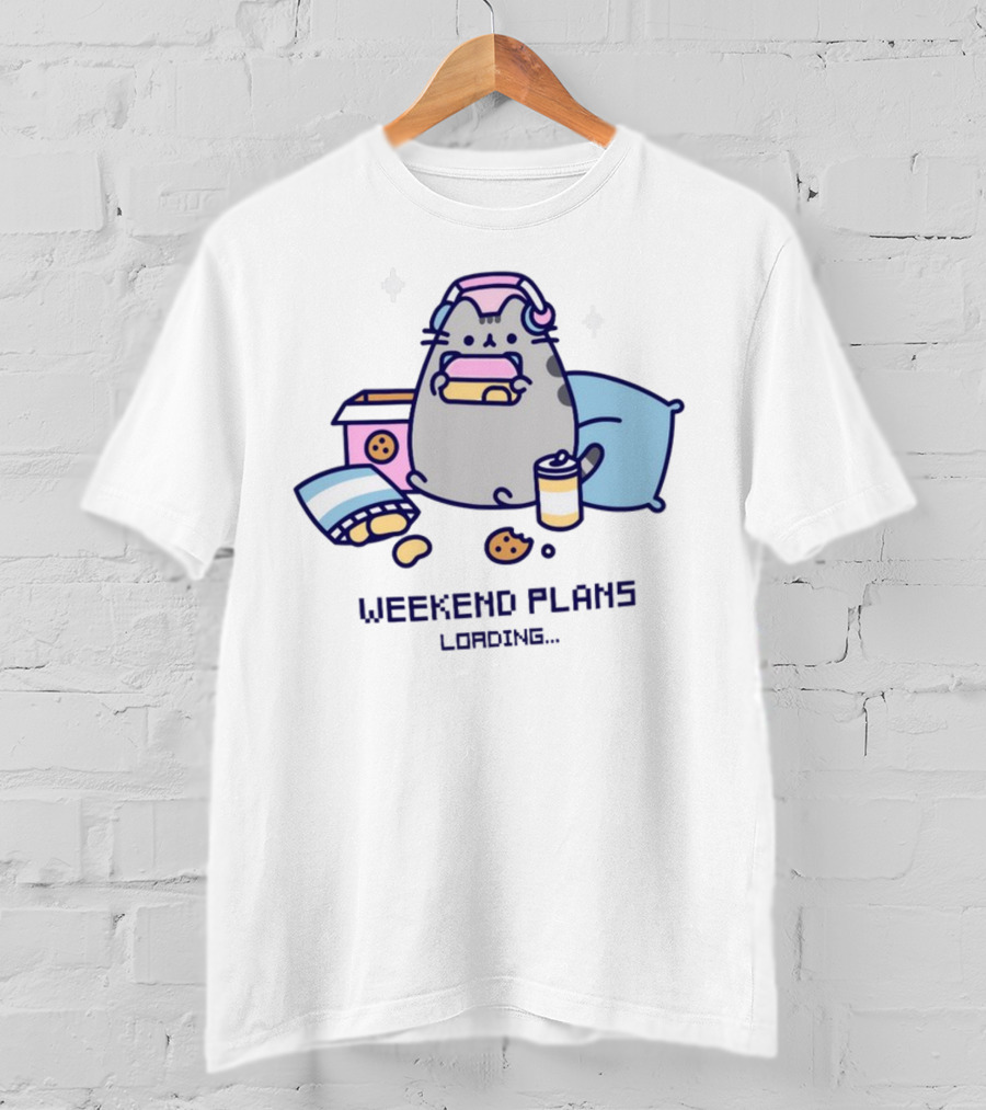 Weekend Plans Loading Pusheen Gaming Snacks Pillow T-Shirt