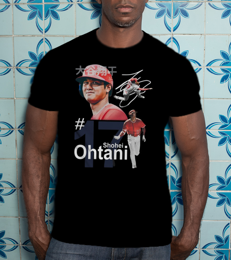Shohei Ohtani Dynamic #17 Action Poses And Japanese Text T-Shirt