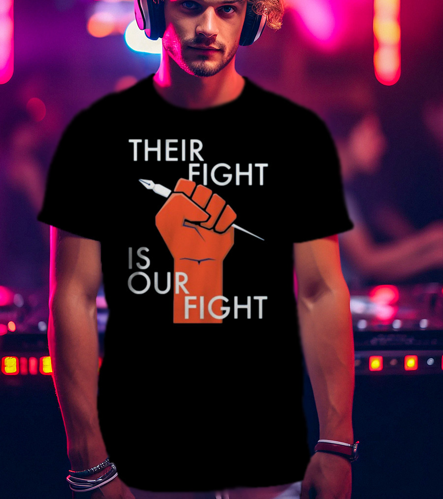Sag-Aftra United Solidarity With Raised Fist Pencil Protest T-Shirt