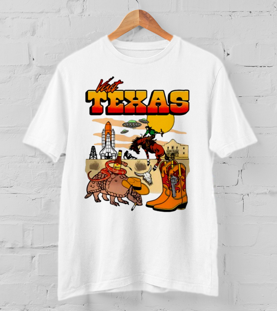 Visit Texas Armadillo Cowboy Boots Space Shuttle UFOs Rodeo Horse Alamo T-Shirt
