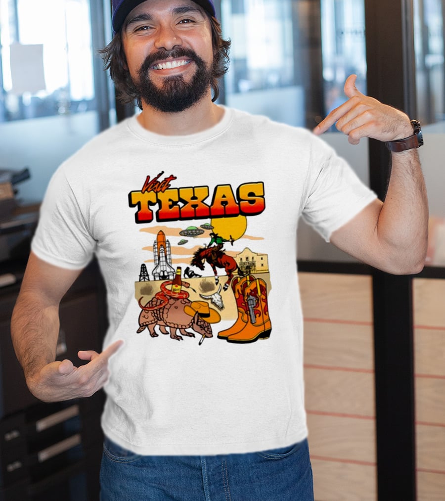 Visit Texas Armadillo Cowboy Boots Space Shuttle UFOs Rodeo Horse Alamo T-Shirt