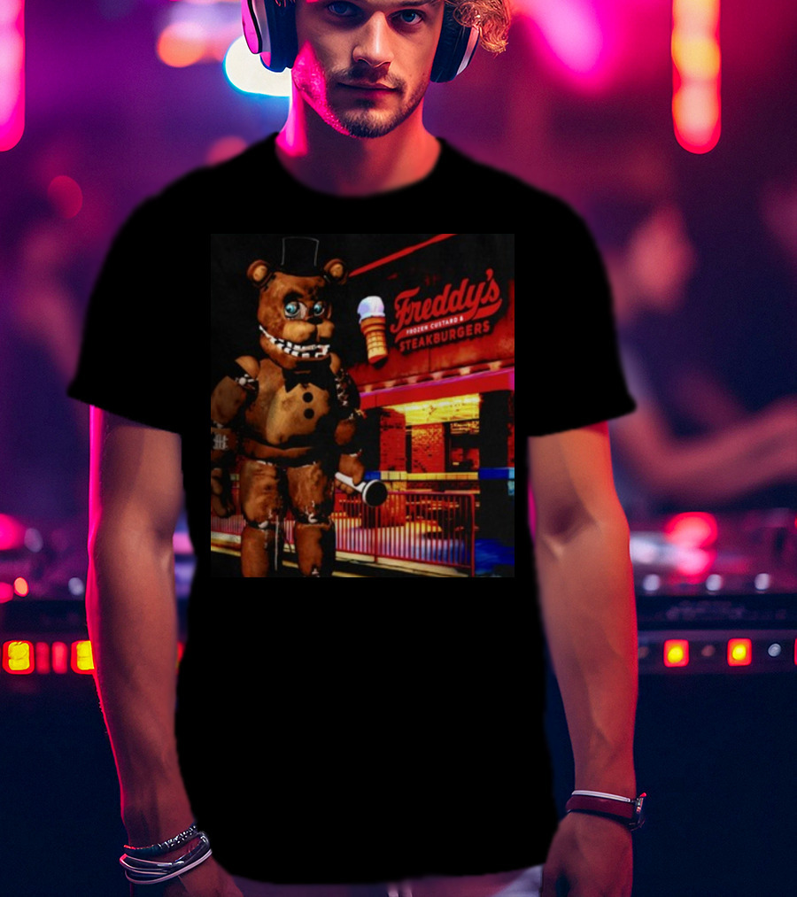 Mamonoworld Funny Bear Freddy's Frozen Custard And Steakburgers Bear T-Shirt