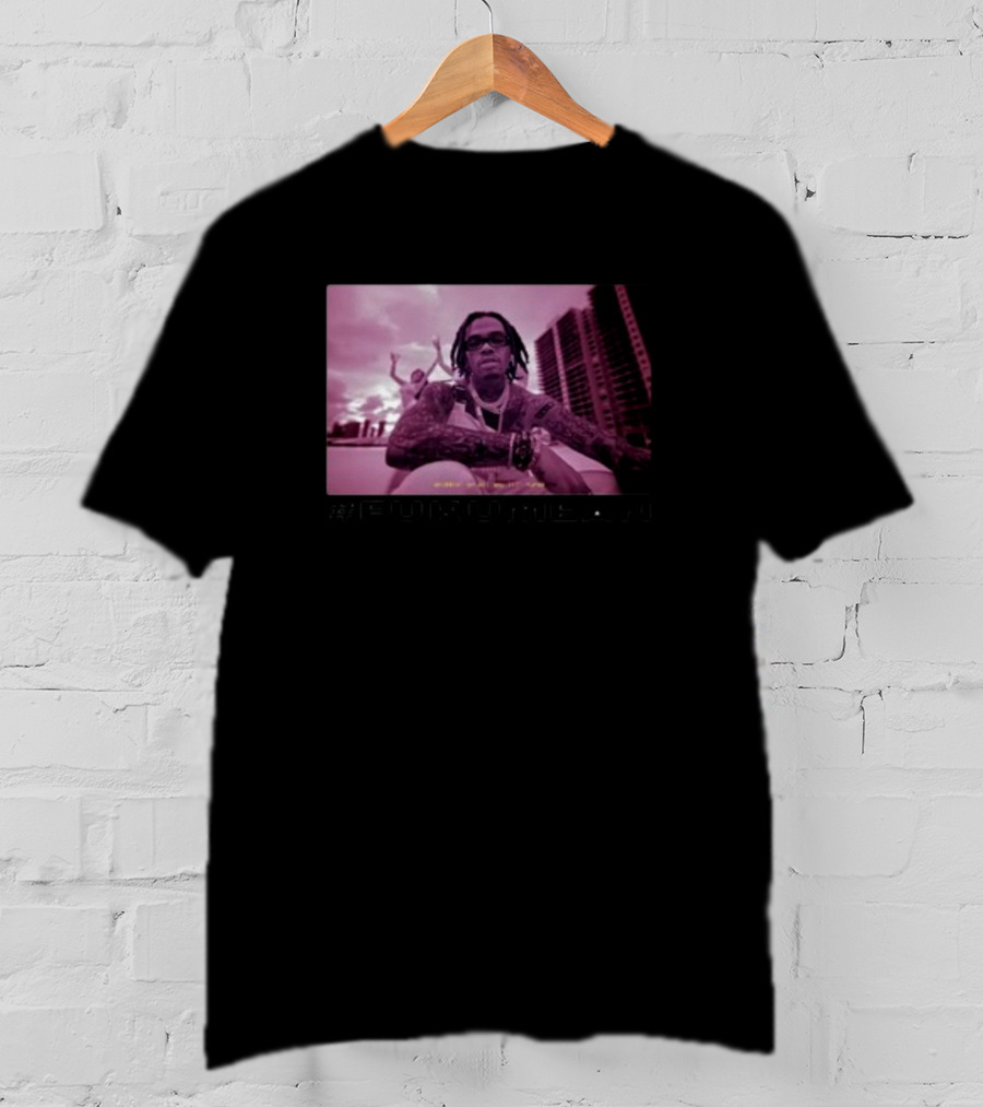 Gunnawunna #Fukumean Urban Style With Pink Tint And Skyline Background T-Shirt