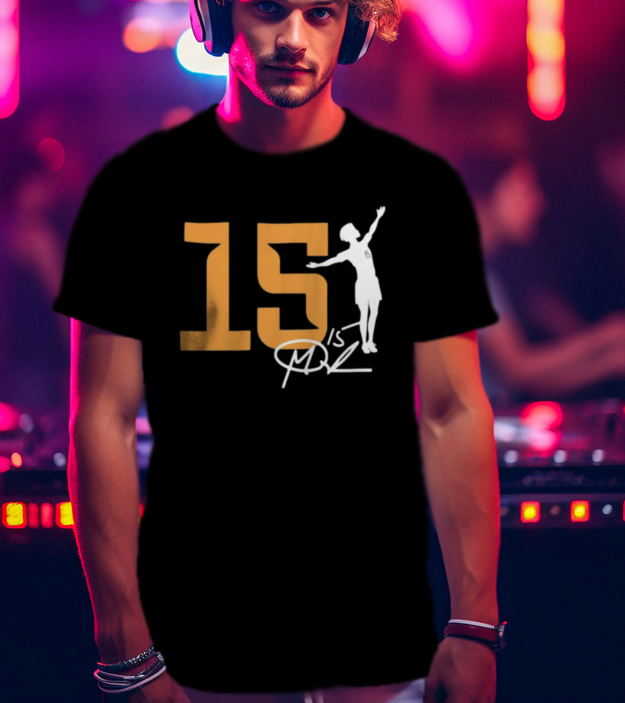 15 Is MR Signature Iconic Celebration Trending Regular Fit Rapinoe T-Shirt